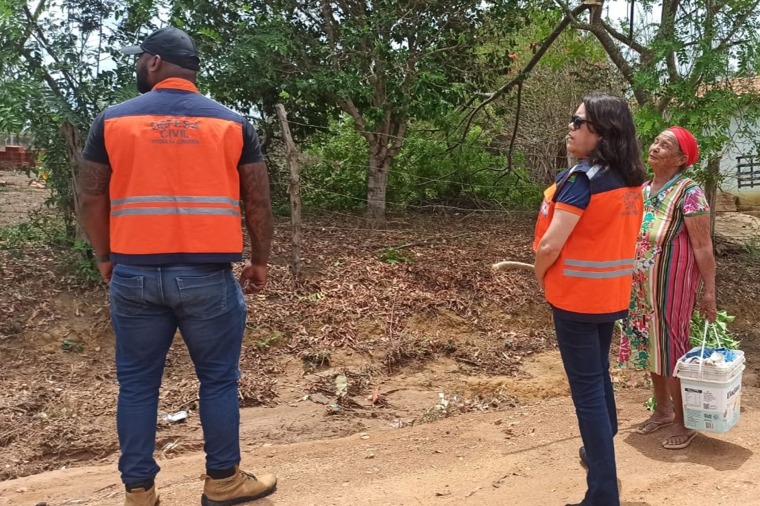 Conquista Defesa Civil Vistoria Povoados Do Igu Atingidos Pelo