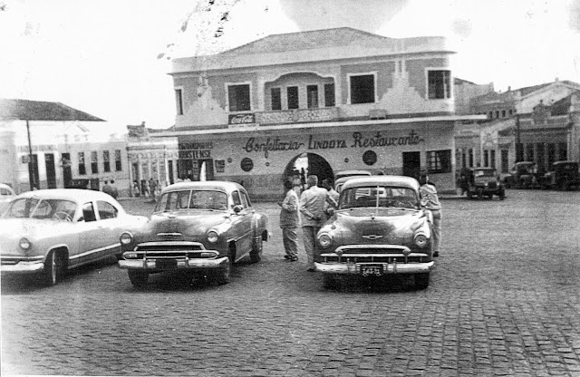 Resultado de imagem para fotos antigas de taxi vitoria da conquista