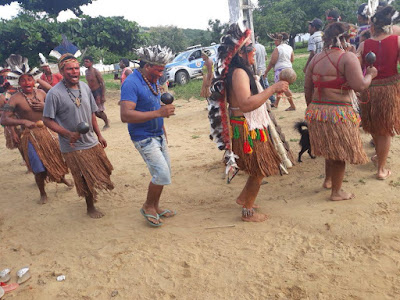 www.itapetingaagora.net: ÍNDIOS OCUPAM FAZENDA EM RIBEIRÃO DO LARGO