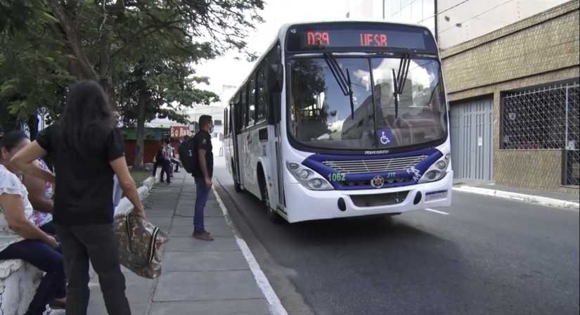 Semob cria linha Remanso x Centro e altera horários de ônibus