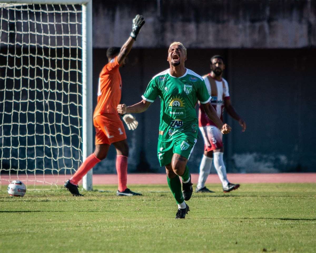 Futebol Lateral Do Vitória Da Conquista é O Artilheiro Da Série B Do Baianão Sudoeste Digital 1228